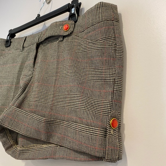 •2/$30• F21 Y2K Cuffed Plaid Trouser Shorts with Red Buttons - Picture 3 of 4